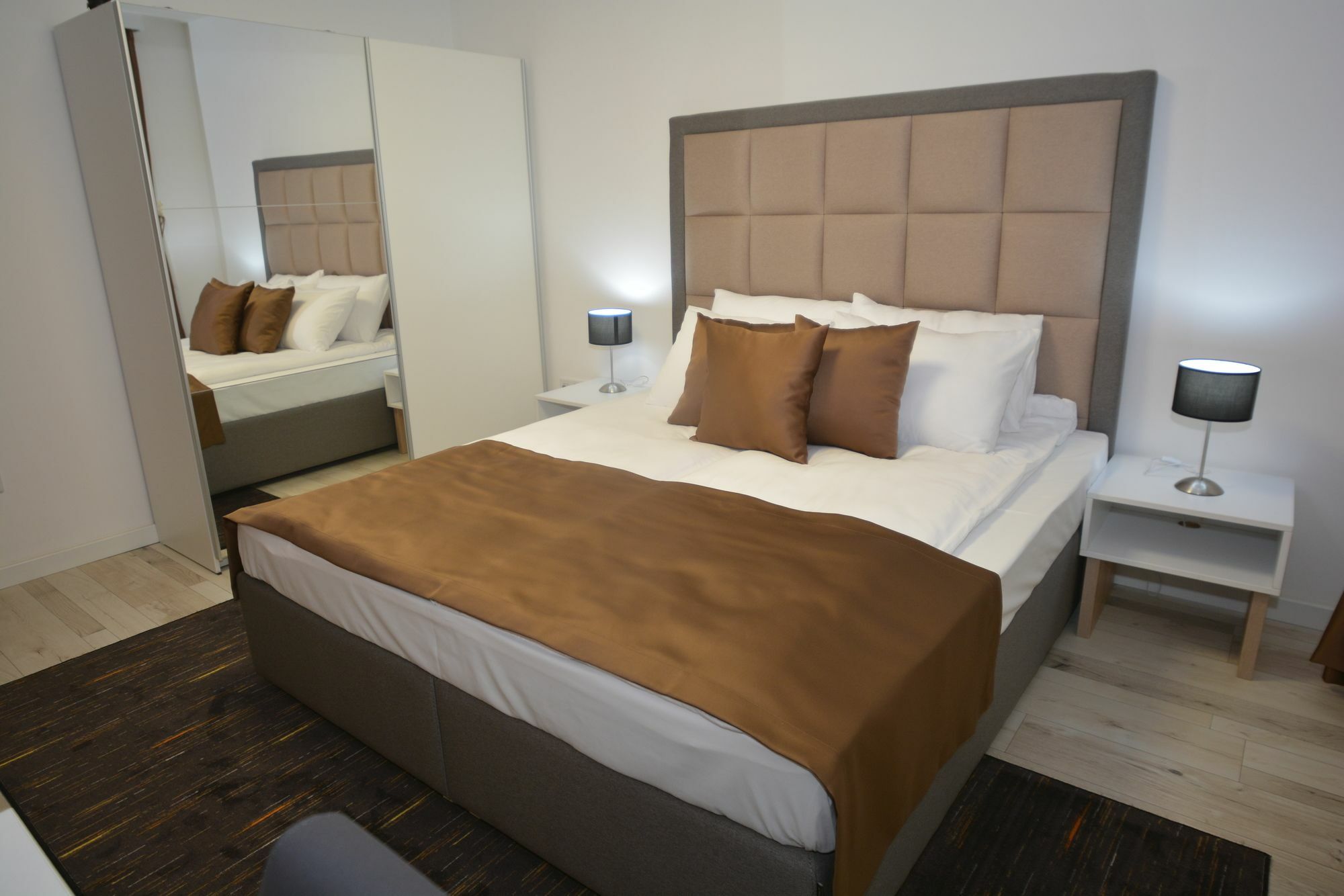 Apart Hotel Family SJJ Eksteriør billede